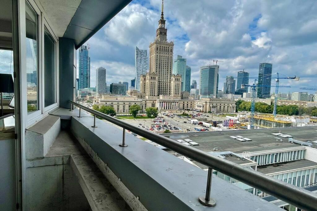 Sawa Apartment 2Xmetro Wifi 500 Mbs 50'Tv Netflix Hbo Appletv+ Warsawa Bagian luar foto
