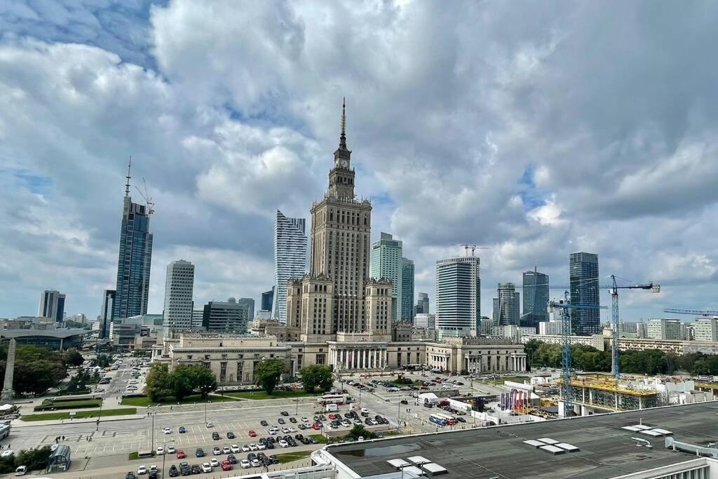 Sawa Apartment 2Xmetro Wifi 500 Mbs 50'Tv Netflix Hbo Appletv+ Warsawa Bagian luar foto