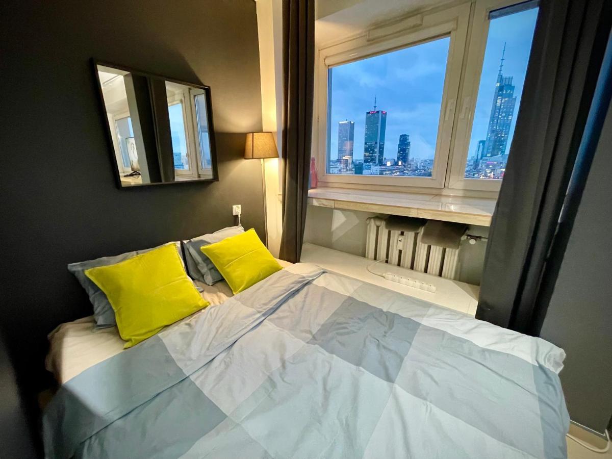 Sawa Apartment 2Xmetro Wifi 500 Mbs 50'Tv Netflix Hbo Appletv+ Warsawa Bagian luar foto