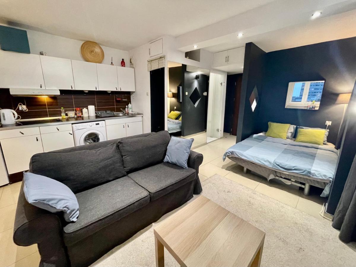 Sawa Apartment 2Xmetro Wifi 500 Mbs 50'Tv Netflix Hbo Appletv+ Warsawa Bagian luar foto