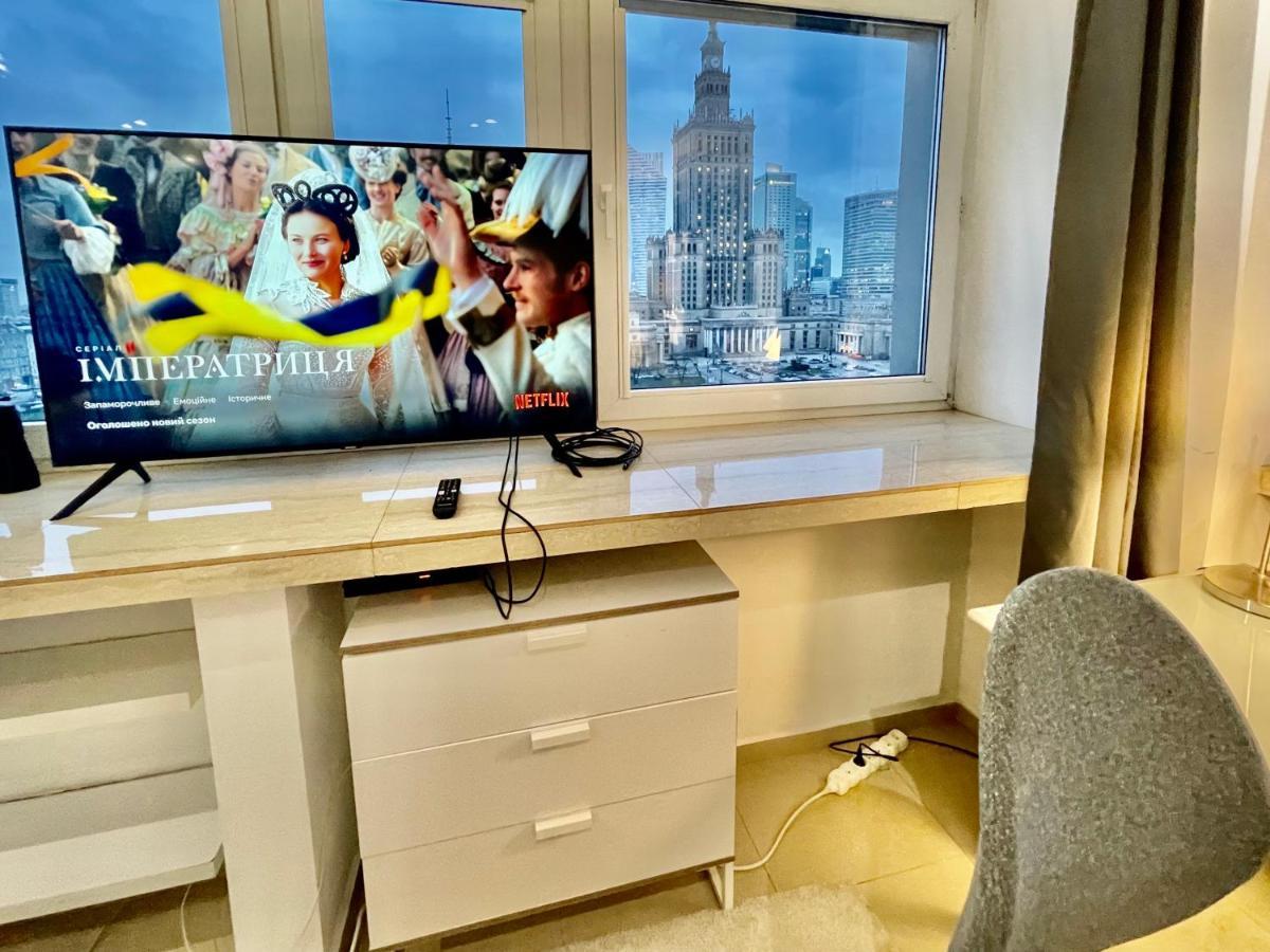 Sawa Apartment 2Xmetro Wifi 500 Mbs 50'Tv Netflix Hbo Appletv+ Warsawa Bagian luar foto