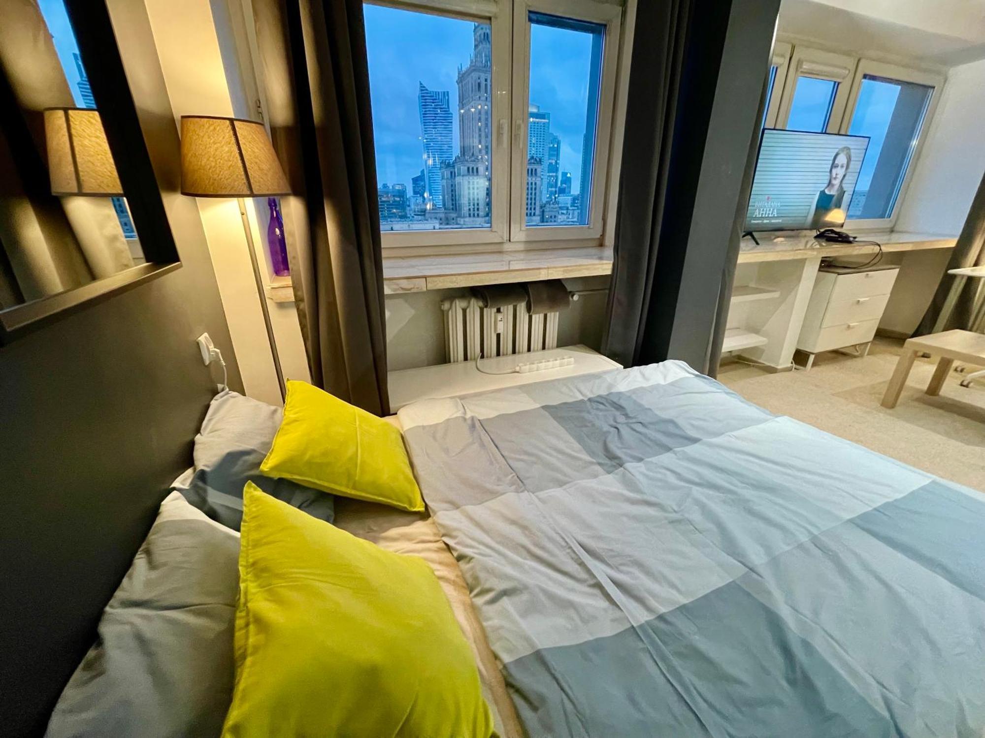 Sawa Apartment 2Xmetro Wifi 500 Mbs 50'Tv Netflix Hbo Appletv+ Warsawa Bagian luar foto