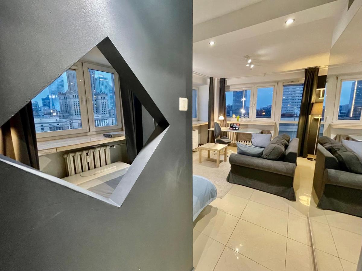 Sawa Apartment 2Xmetro Wifi 500 Mbs 50'Tv Netflix Hbo Appletv+ Warsawa Bagian luar foto
