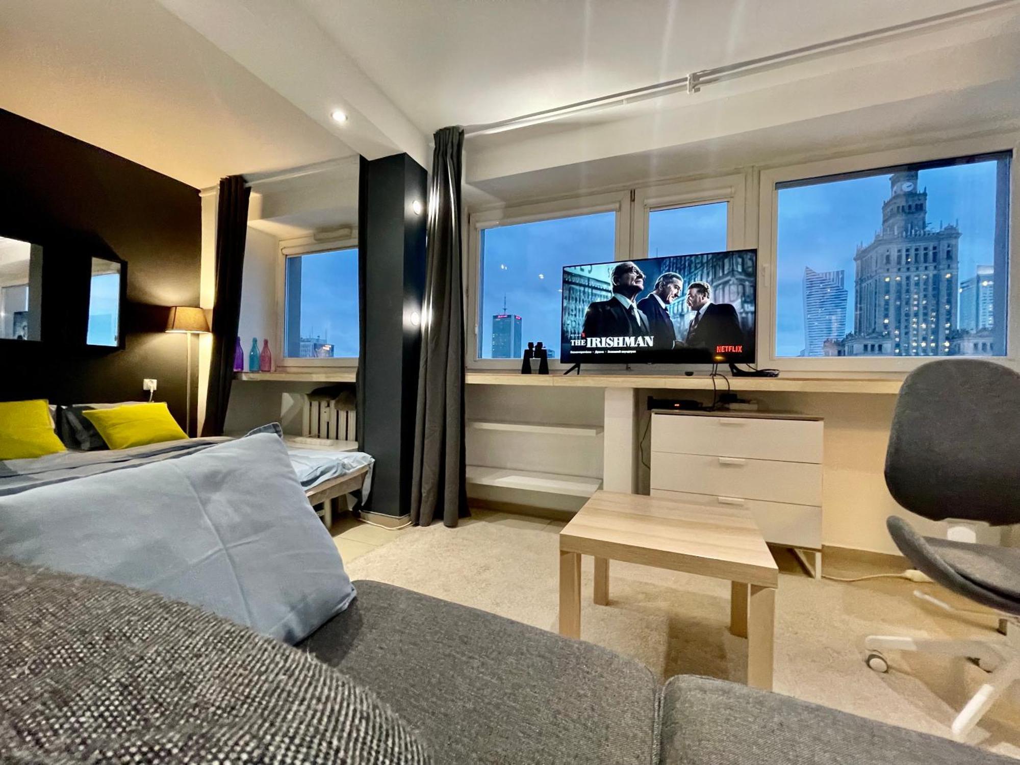 Sawa Apartment 2Xmetro Wifi 500 Mbs 50'Tv Netflix Hbo Appletv+ Warsawa Bagian luar foto