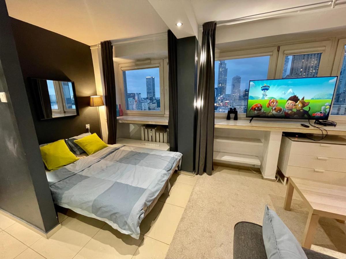 Sawa Apartment 2Xmetro Wifi 500 Mbs 50'Tv Netflix Hbo Appletv+ Warsawa Bagian luar foto