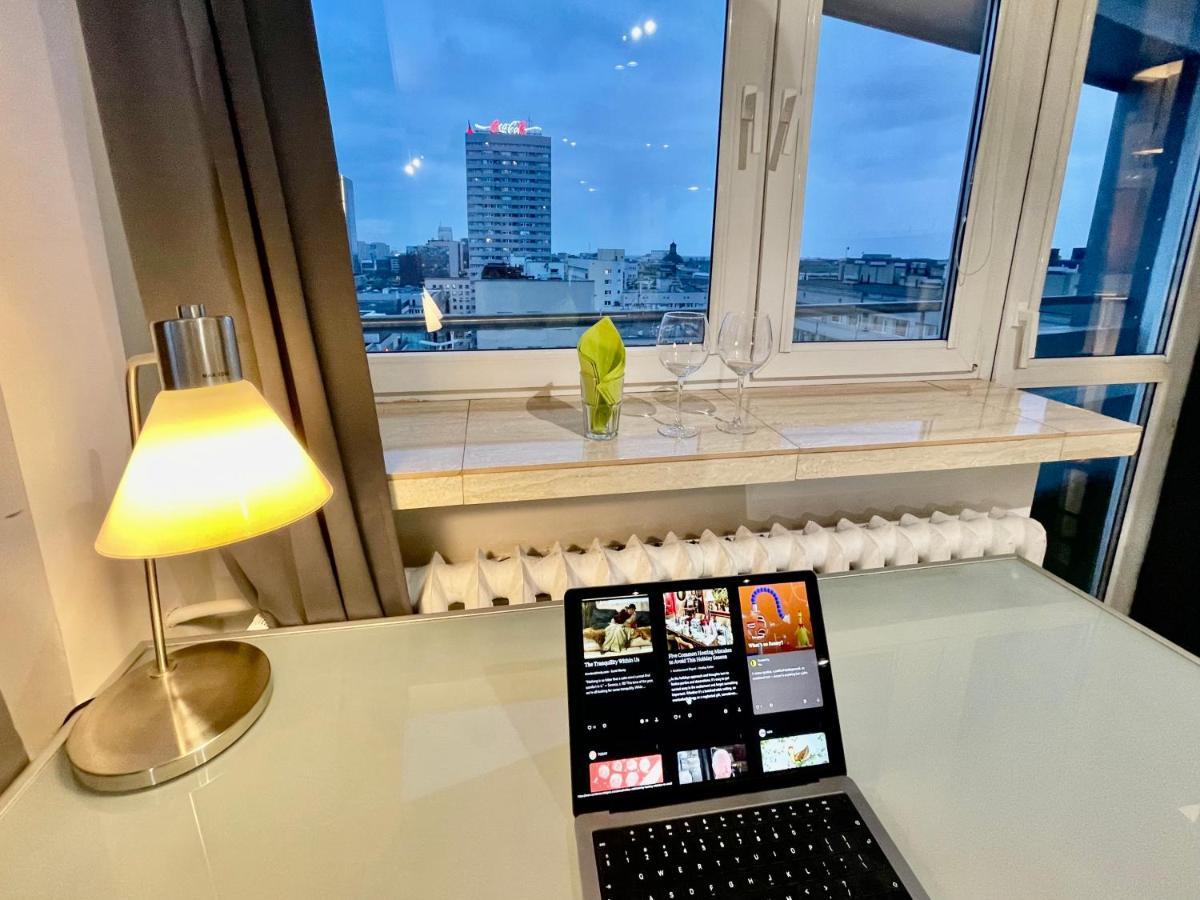 Sawa Apartment 2Xmetro Wifi 500 Mbs 50'Tv Netflix Hbo Appletv+ Warsawa Bagian luar foto